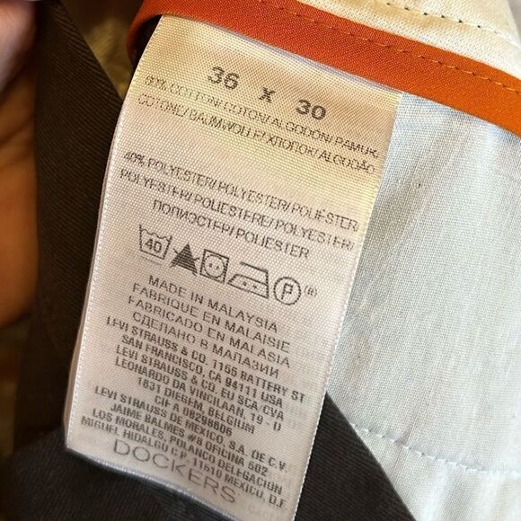 5 for $25🔥38X30 Dockers D3 Classic Fit Brown Pants - Picture 5 of 6